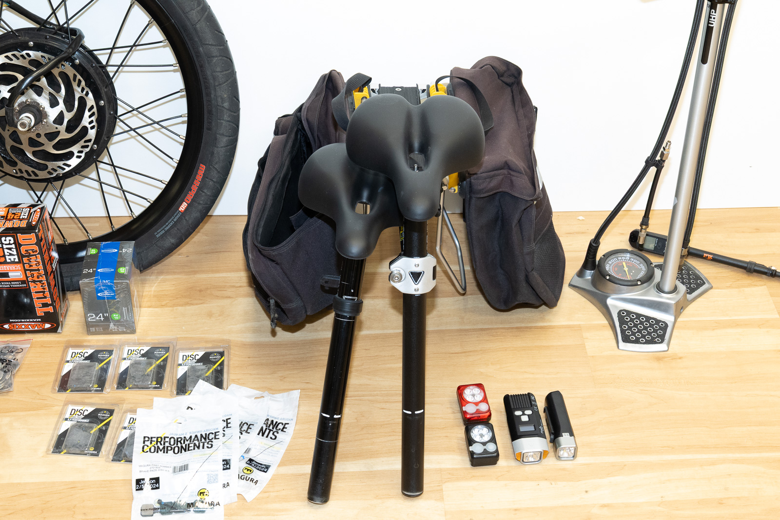 2 Extra Seatposts, with Seats